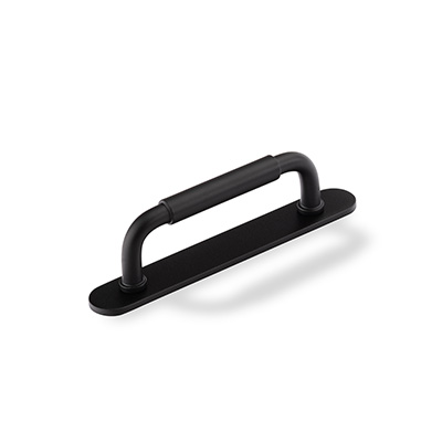H & H Okus Pull Handle with Backplate MBL 96m
